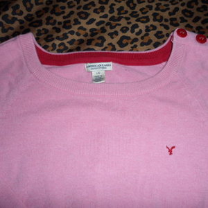 American Eagle Pink Sweater is being swapped online for free