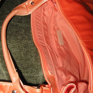orange ombre tote  is being swapped online for free