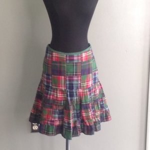 Plaid skirt is being swapped online for free