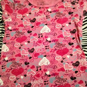 GIRLS PINK HEART PATTERN TEE is being swapped online for free
