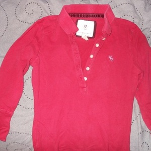 Abercrombie polo size small is being swapped online for free