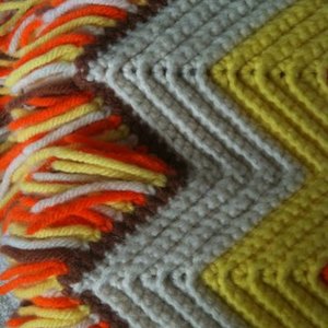 Large thick heavy afghan blanket  is being swapped online for free