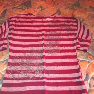 large mudd striped tee is being swapped online for free