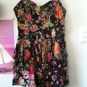 Floral Dress is being swapped online for free