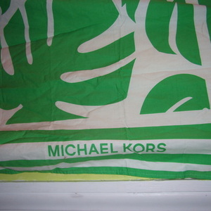 Michael Kors Island Pareo/Sarong is being swapped online for free