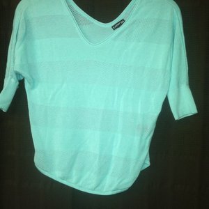 Express mint batwing dolman sleeve top Size s is being swapped online for free