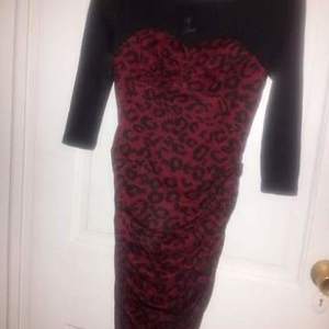 NWT Guess Red Leopard Print Sweetheart Dress XS/S is being swapped online for free