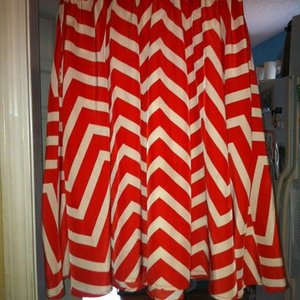 Chevron skirt xs-m is being swapped online for free
