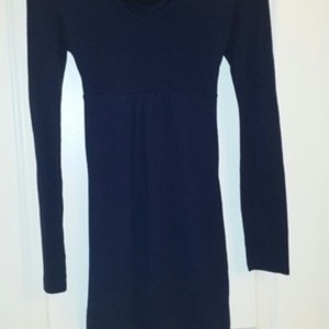 Blue sweater dress is being swapped online for free
