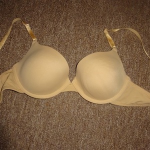 Maidenform Nude Push Up Bra 36B is being swapped online for free