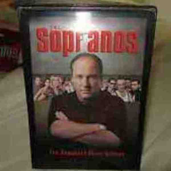 THE SOPRANOS COMPLETE SEASON 1  VHS SET is being swapped online for free