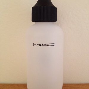 MAC Travel Bottle is being swapped online for free