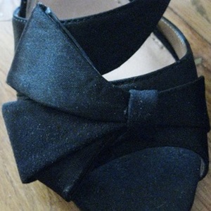 Black Heels with Bow (8.5) is being swapped online for free