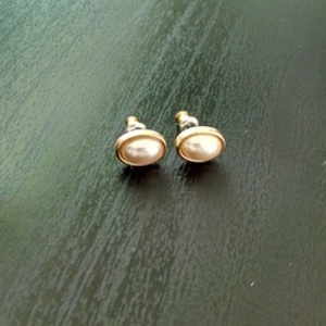 Brand New F21 Earrings! is being swapped online for free