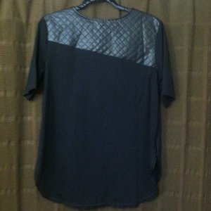 Volcom Flowy, Faux Leather Top (M/L) is being swapped online for free