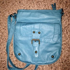SM BLUE RUE 21 LEATHER PURSE is being swapped online for free
