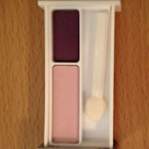 Clinique 20 Jammin Eyeshadow Duo is being swapped online for free