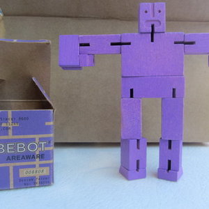 Cube-bot! is being swapped online for free