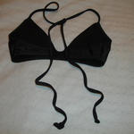 Black string bikini top is being swapped online for free