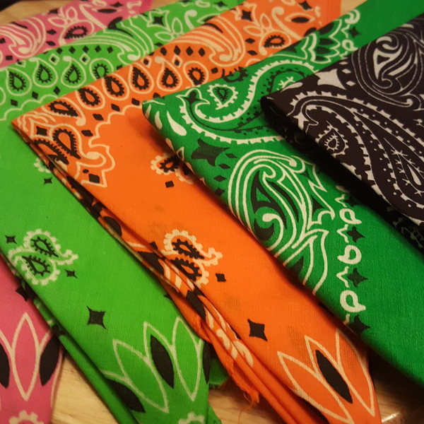 5 Brand New Bandannas  is being swapped online for free