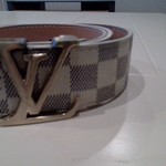 Louis Vuitton white/pink gold belt is being swapped online for free