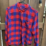 American Eagle Plaid Top is being swapped online for free