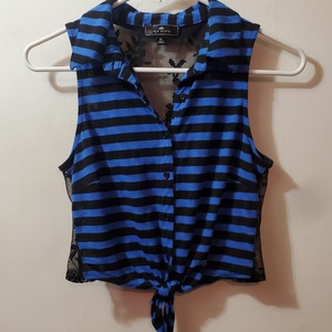 Striped Tie Front Cropped Top Sz S/m is being swapped online for free