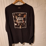 VANS Long Sleeve T-shirt  is being swapped online for free