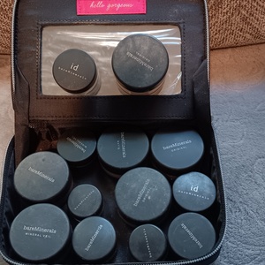 Bare minerals variety is being swapped online for free