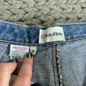 Calvin Klein Mom Jeans is being swapped online for free