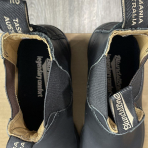 Black Blundstone Boots Size 5.5 AU/UK - Women's Size 8.5 US is being swapped online for free