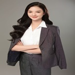 CEO Ngân Giang is swapping clothes online from 
