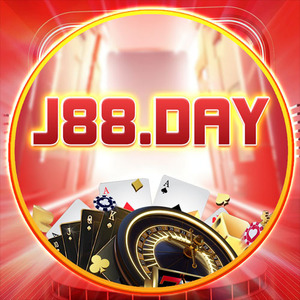 j88day1 is swapping clothes online from 